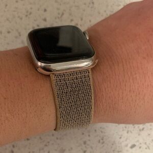 Apple Watch Pink Sport Loop Band – Hook & Loop (Velcro) Closure